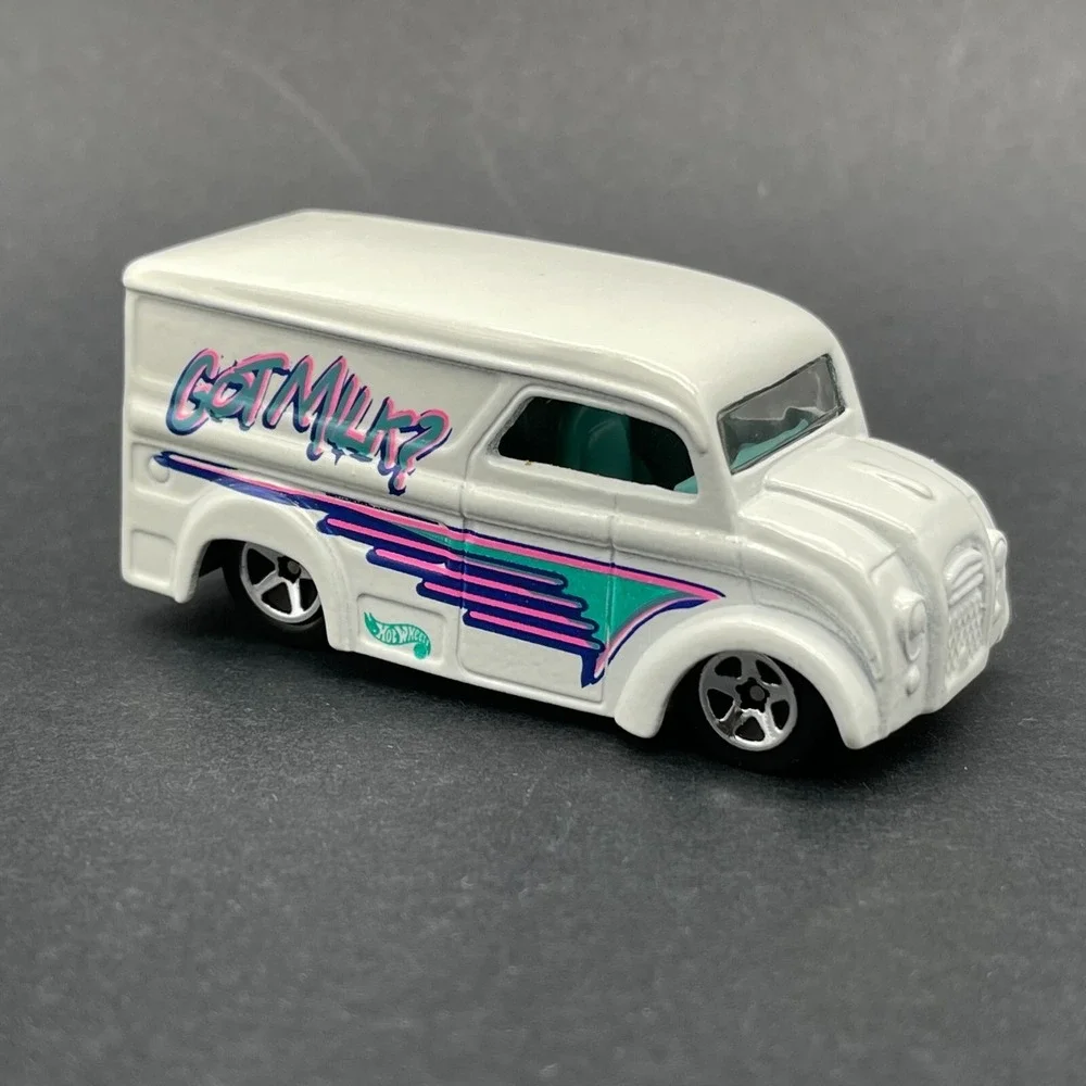Hot Wheels First Editions Dairy Delivery Got Milk Truck White Diecast 1/64 Loose